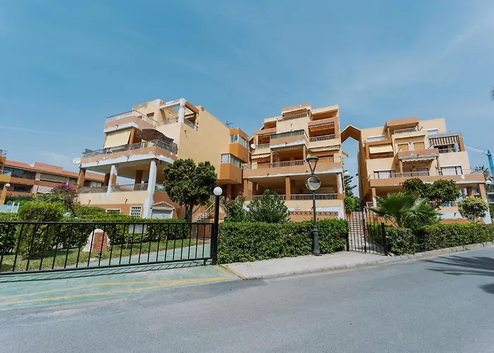 Apartamento con la playa a 200 metros